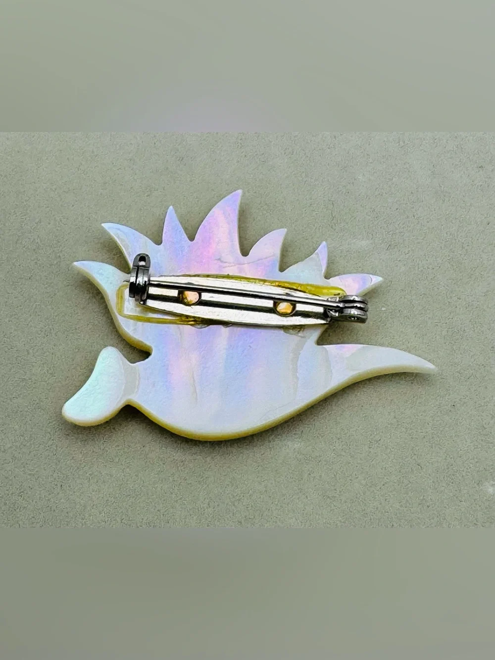 Vintage Mother of Pearl Peace Dove Bird Pin Brooch
